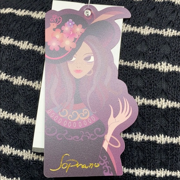 Soprano Striped Crop Blouse - Picture 3 of 6